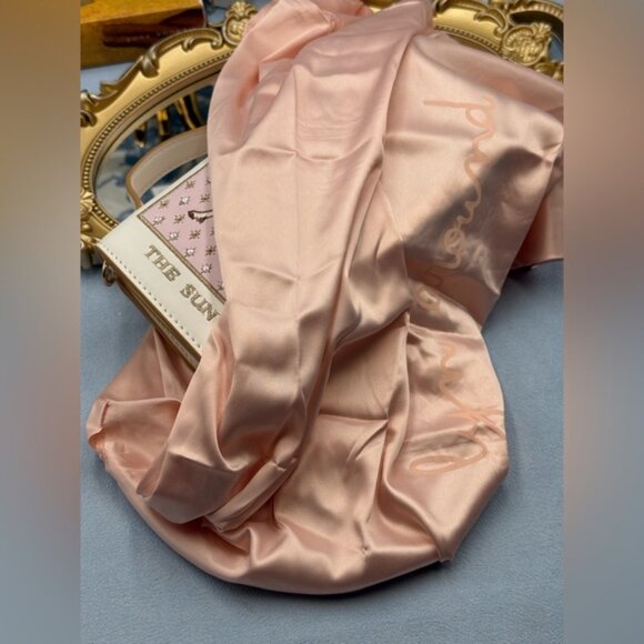 🆕 LYN AROUND 🧿 NWT "The Sun" Tarot Card Tote, Pearl Chain Strap - Picture 15 of 15